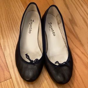Repetto Camille Ballerina navy low heels